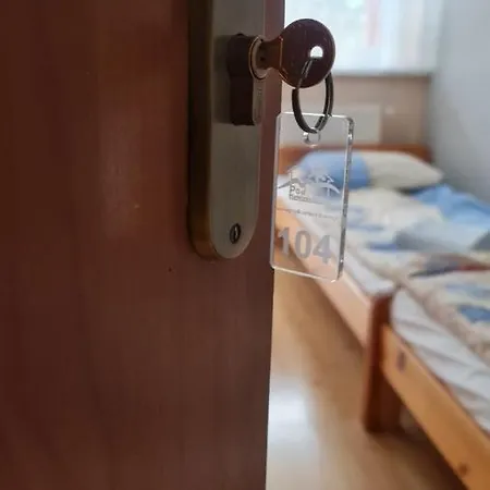 Pod Kamiennikiem * Trzemesnia